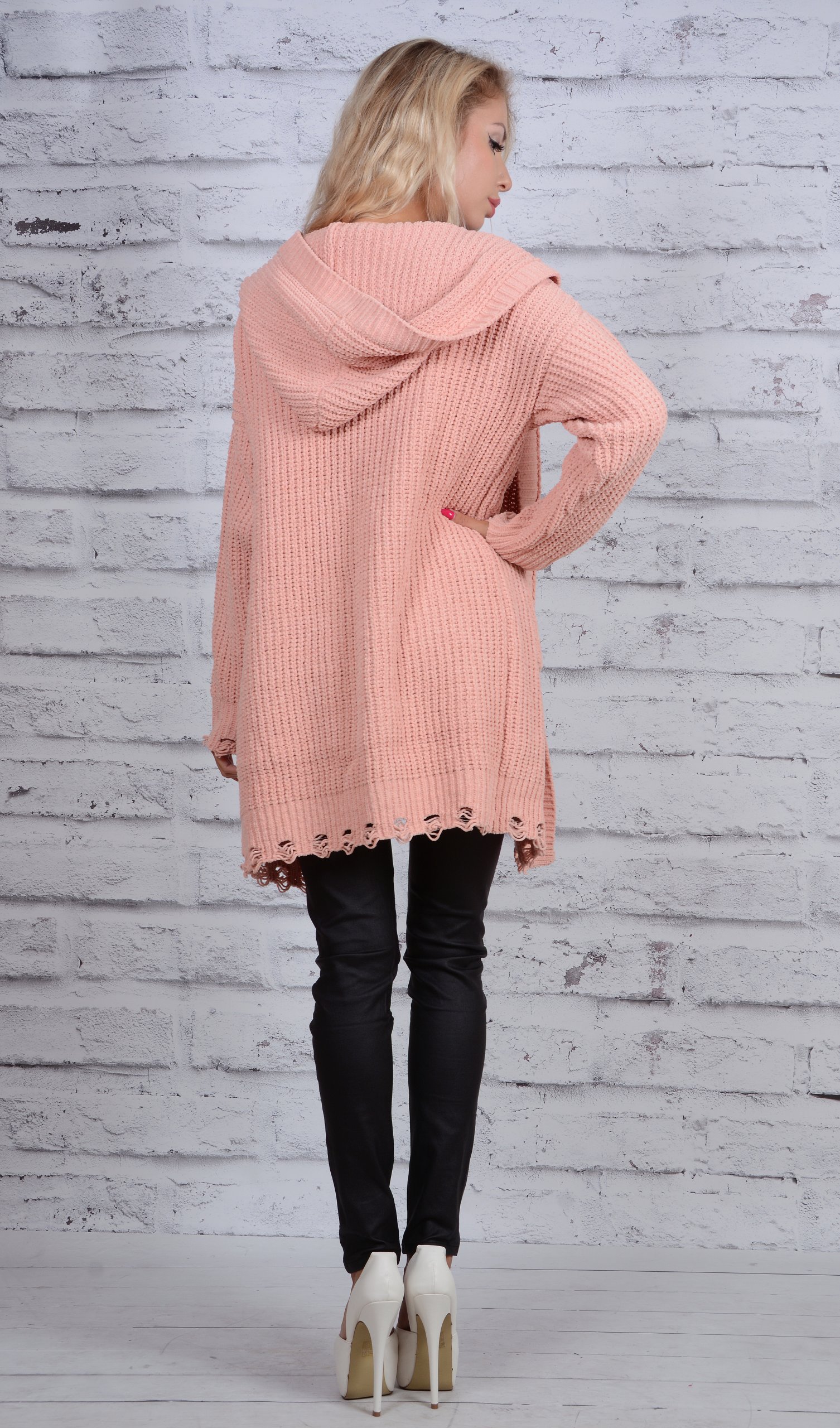 [Sw169] Różowy sweter z kapturem